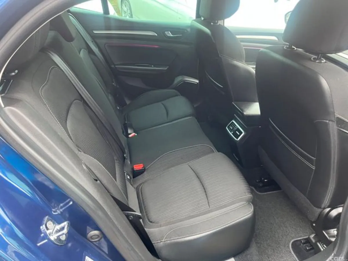 Renault Megane Hatchback, Diesel, 2019, Blue