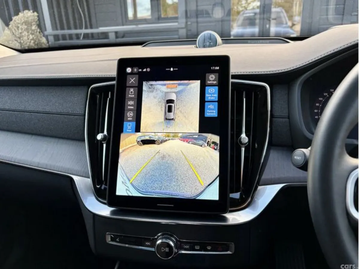 Volvo XC90 SUV, Petrol Hybrid, 2026, Silver