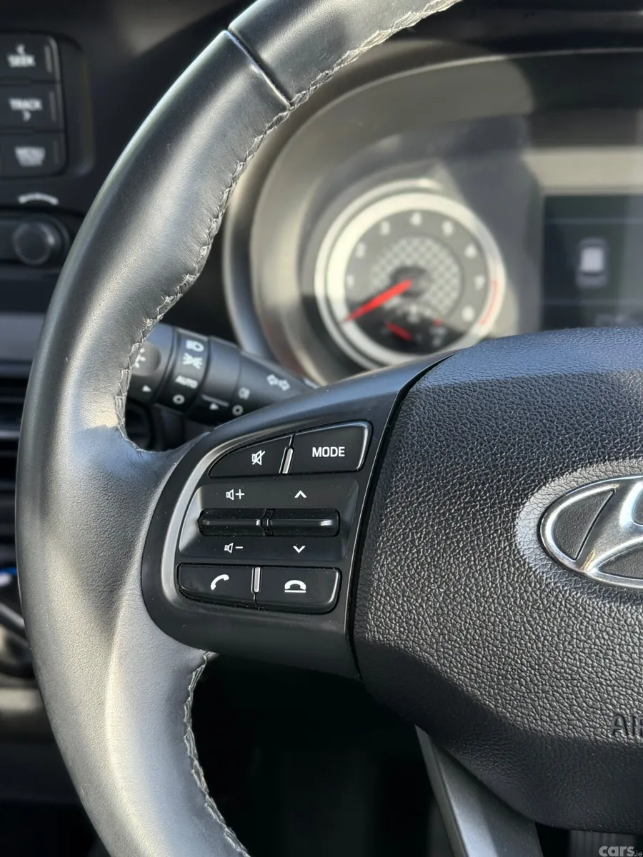 Hyundai i10 Hatchback, Petrol, 2023, White