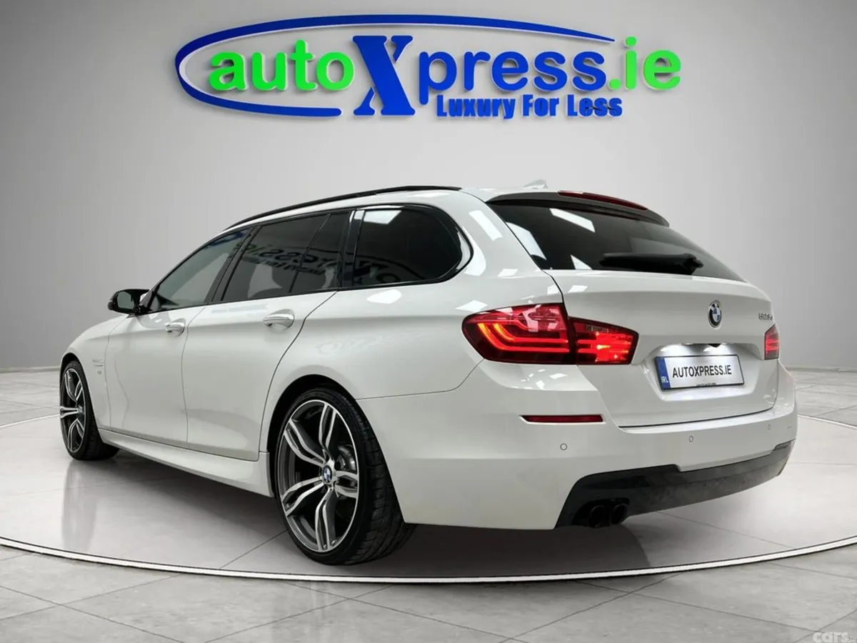 BMW 5-Series Estate, Diesel, 2016, White
