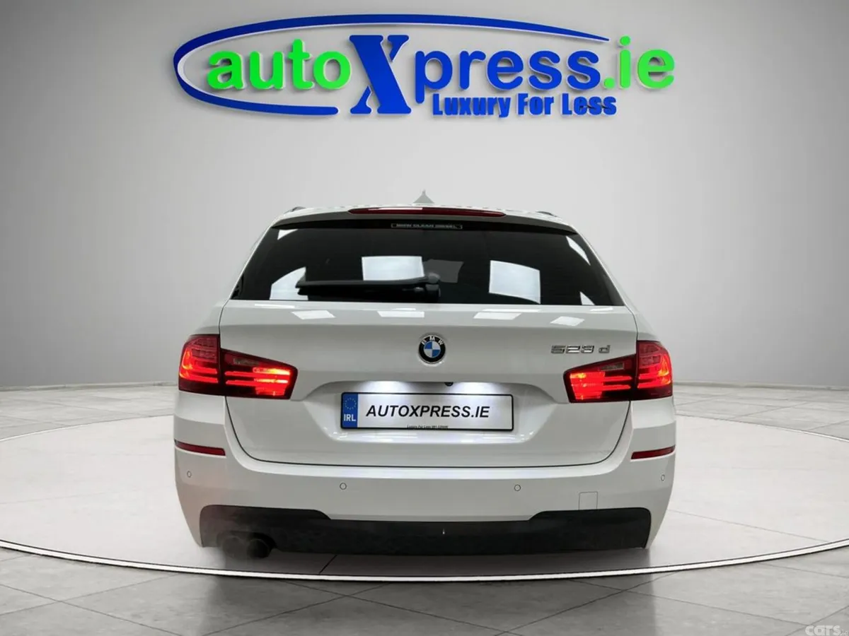 BMW 5-Series Estate, Diesel, 2016, White