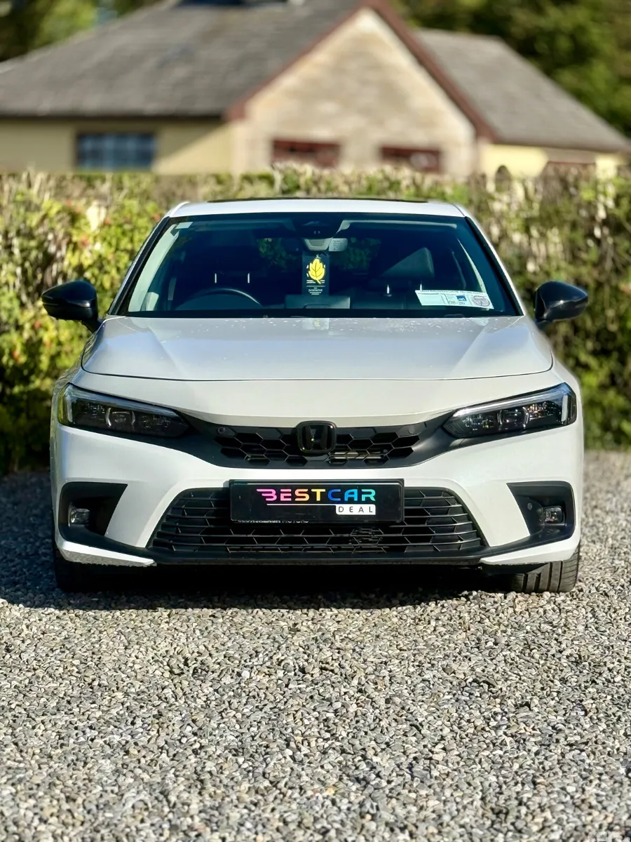 Honda Civic Hatchback, Petrol Hybrid, 2024, White