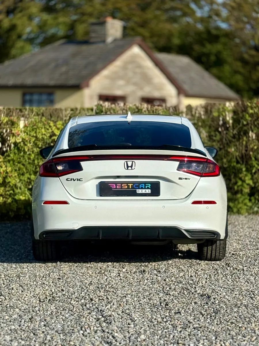 Honda Civic Hatchback, Petrol Hybrid, 2024, White