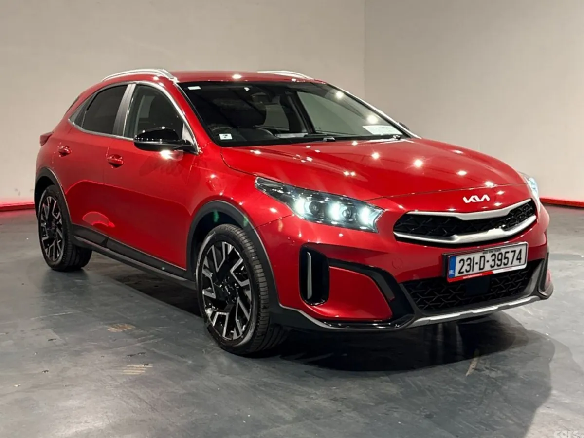 Kia XCeed Hatchback, Petrol Plug-in Hybrid, 2023, Red