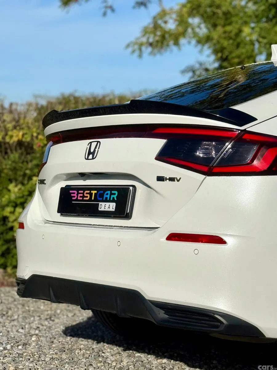 Honda Civic Hatchback, Petrol Hybrid, 2024, White