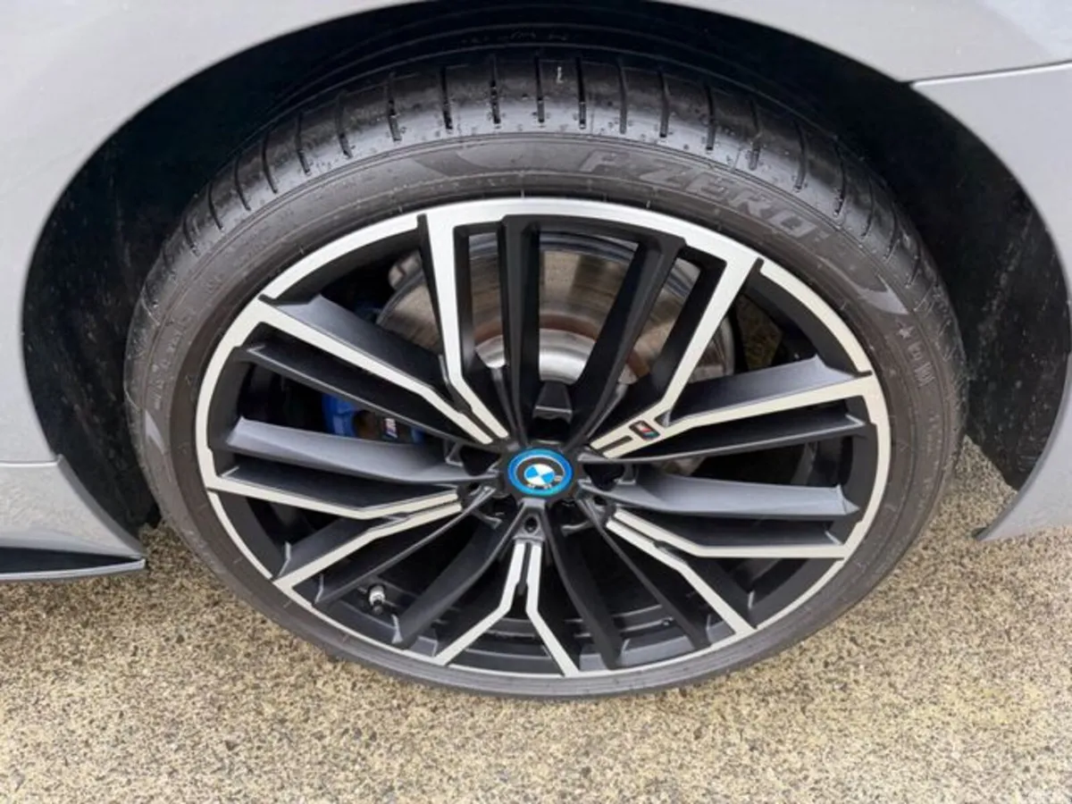 BMW 5-Series Saloon, Petrol Plug-in Hybrid, 2022, Grey