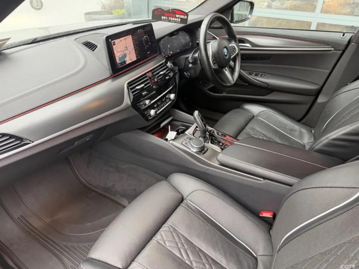 BMW 5-Series Saloon, Petrol Plug-in Hybrid, 2022, Grey
