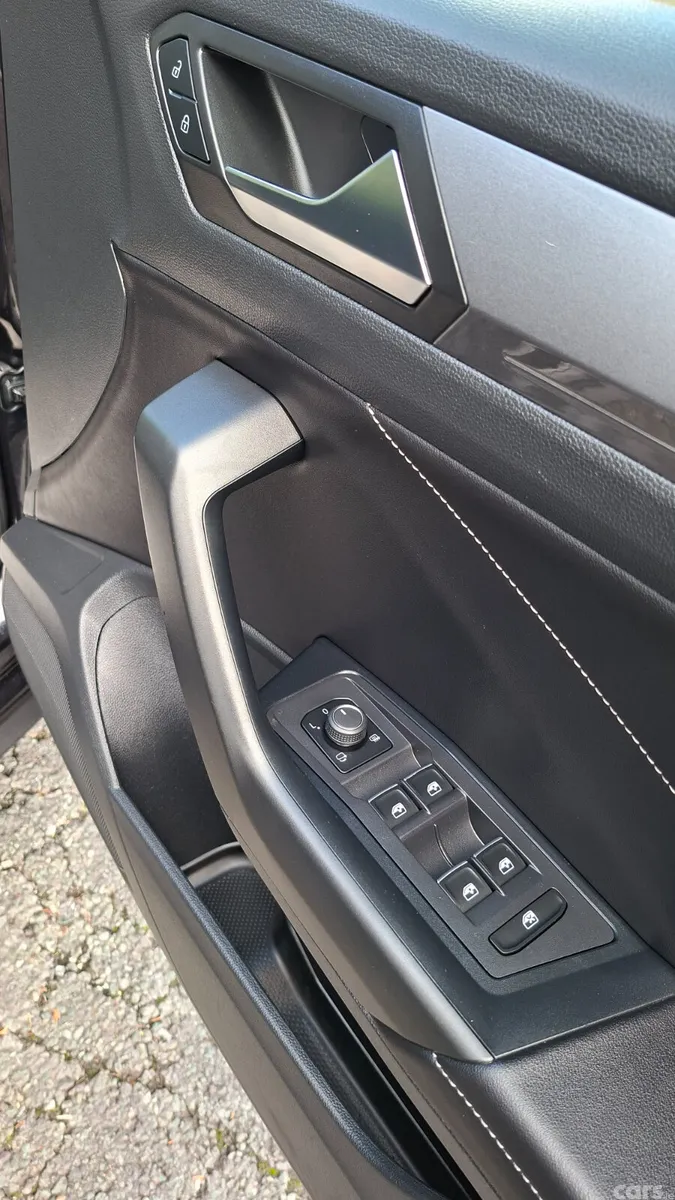Volkswagen T-Roc SUV, Petrol, 2022, Black