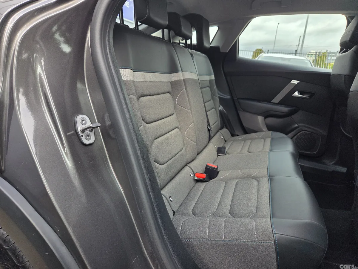 Citroen C4 Hatchback, Diesel, 2021, Grey