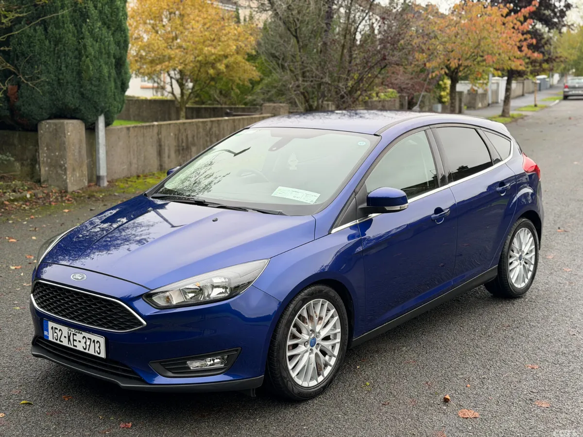 Ford Focus Hatchback, Petrol, 2015, Blue