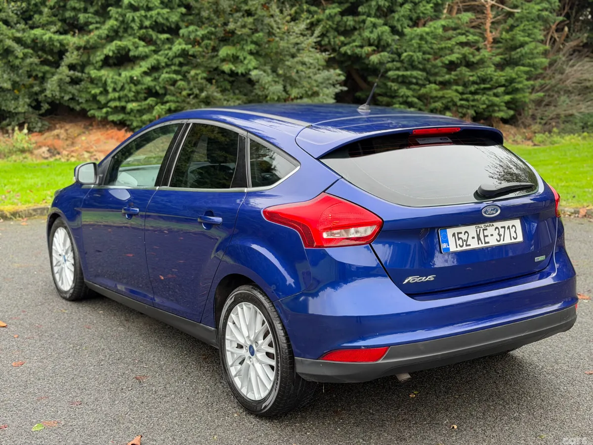 Ford Focus Hatchback, Petrol, 2015, Blue