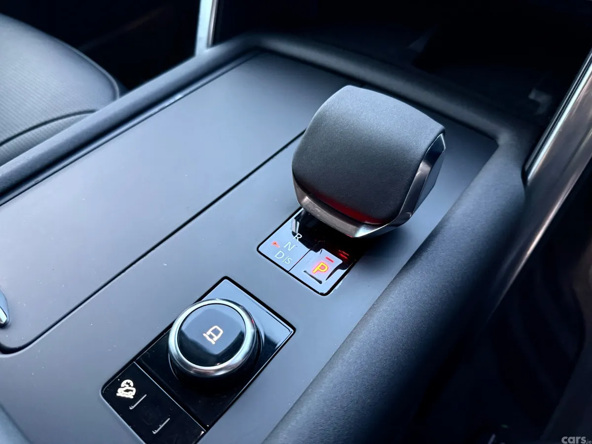 Land Rover Discovery SUV, Diesel, 2021, Blue