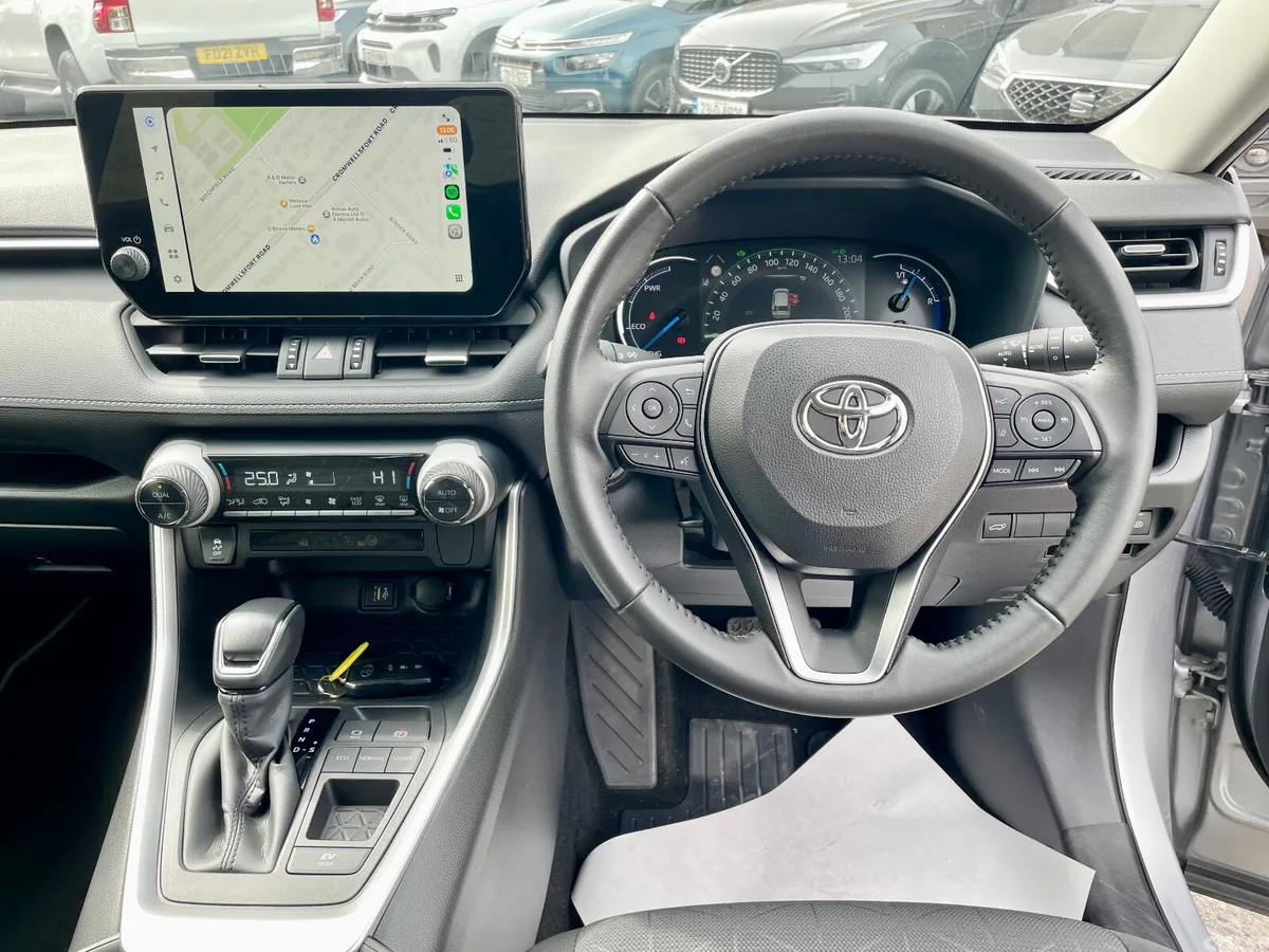 Toyota RAV4 SUV, Petrol Hybrid, 2024, Grey