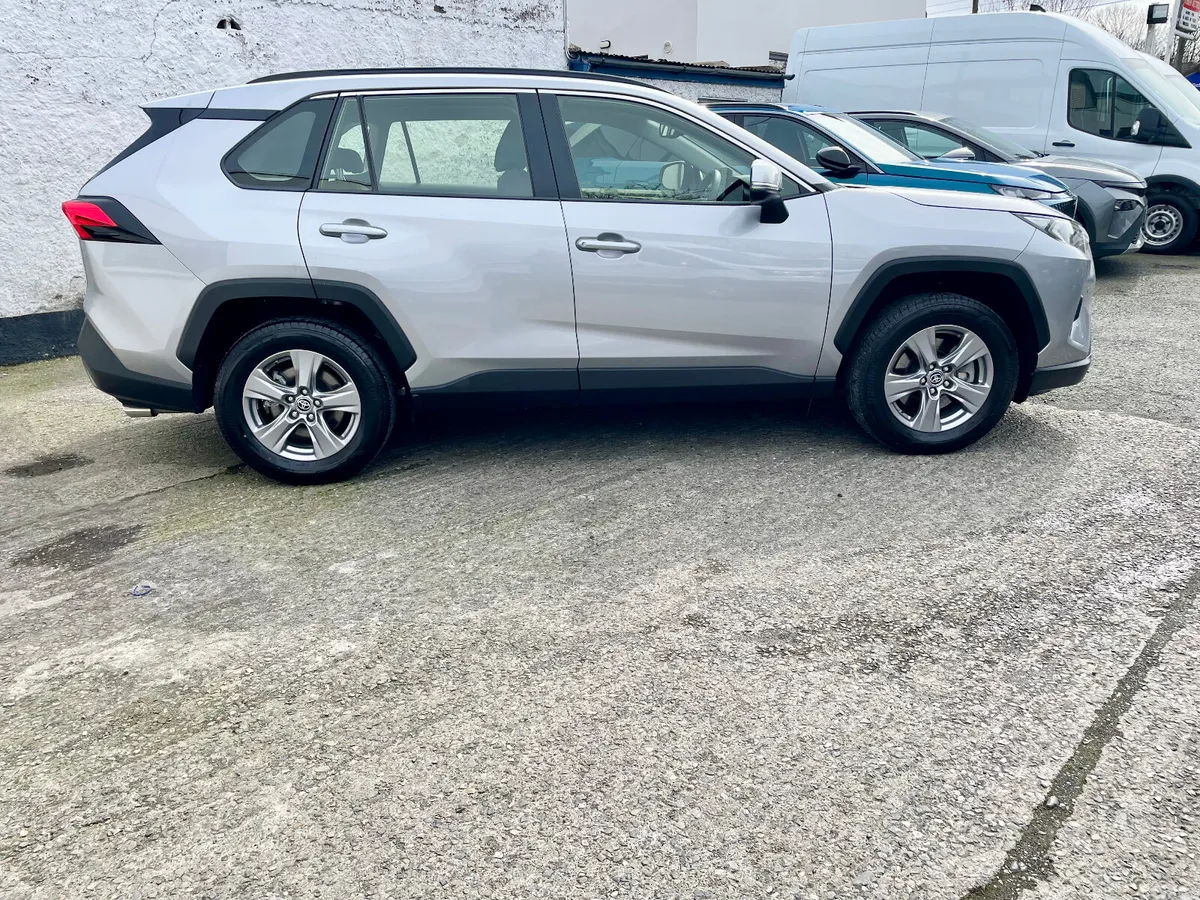 Toyota RAV4 SUV, Petrol Hybrid, 2024, Grey