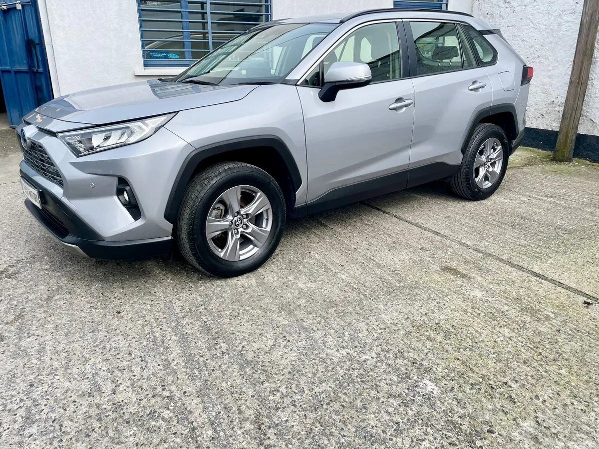 Toyota RAV4 SUV, Petrol Hybrid, 2024, Grey