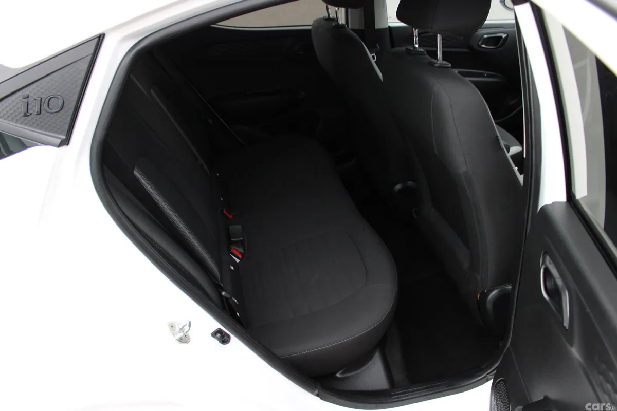 Hyundai i10 Hatchback, Petrol, 2023, White