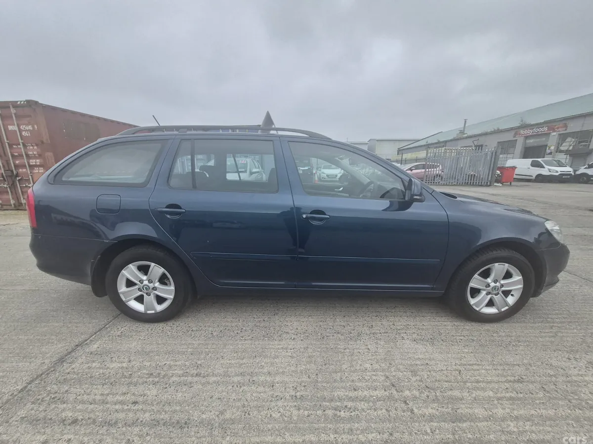 Skoda Octavia Estate, Diesel, 2012, Blue