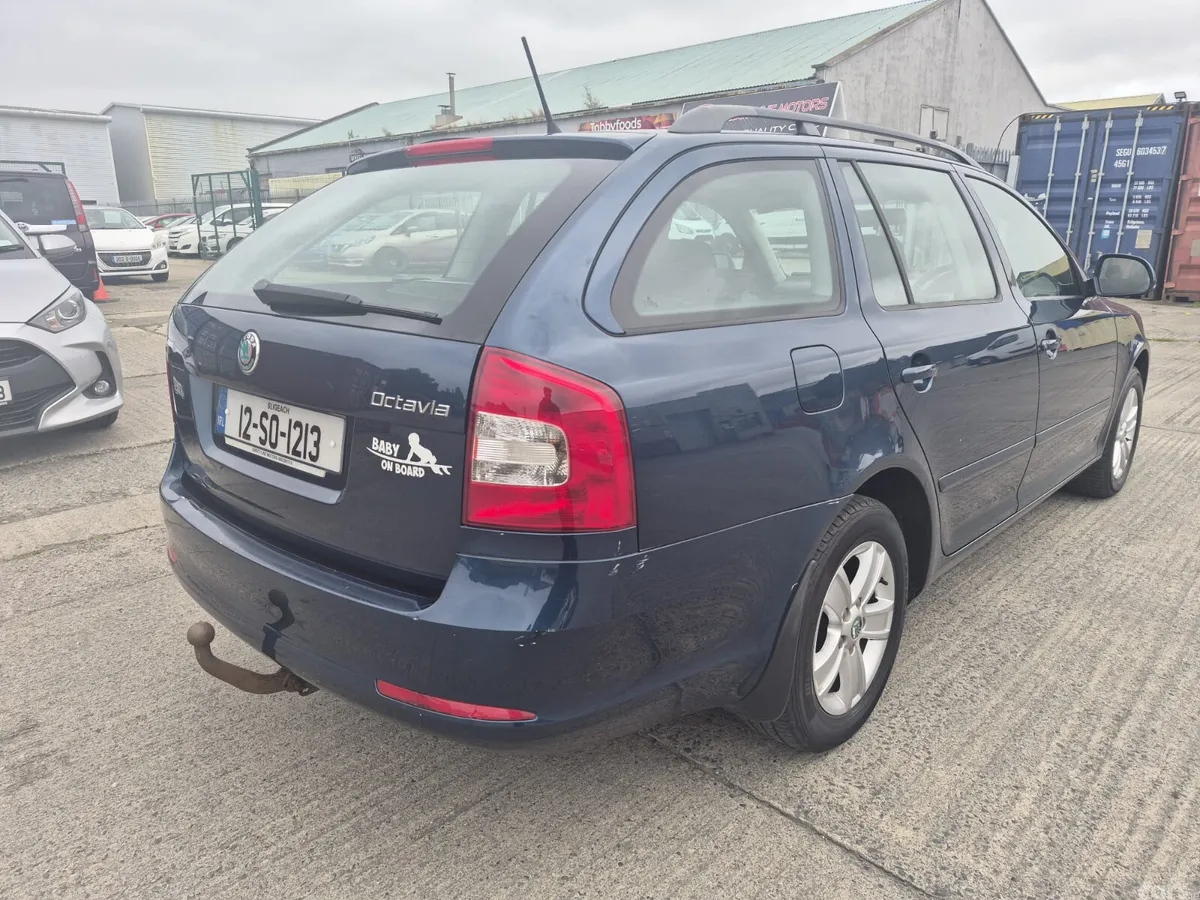 Skoda Octavia Estate, Diesel, 2012, Blue