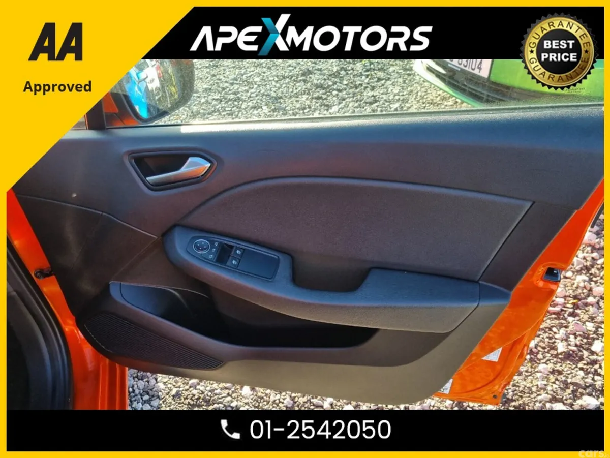 Renault Clio Hatchback, Diesel, 2020, Orange