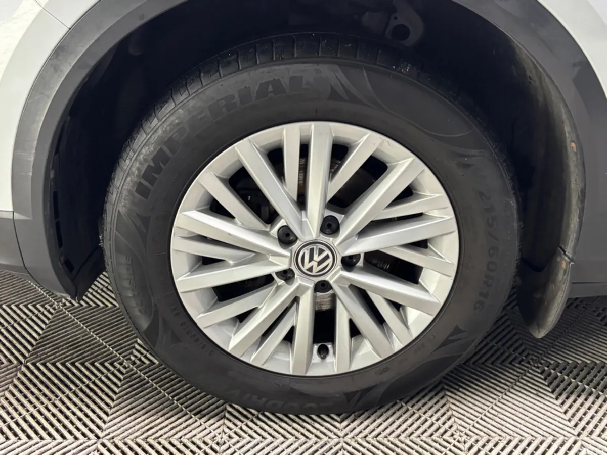 Volkswagen T-Roc SUV, Petrol, 2019, White
