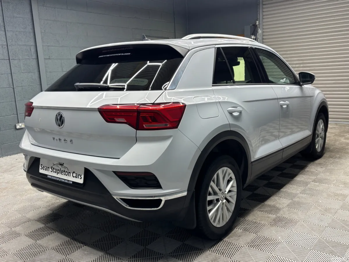 Volkswagen T-Roc SUV, Petrol, 2019, White
