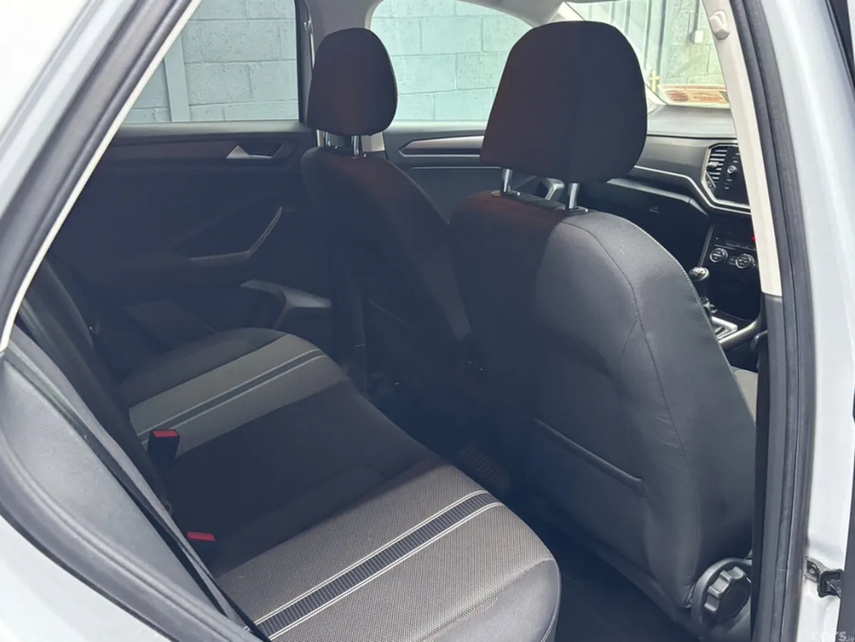 Volkswagen T-Roc SUV, Petrol, 2019, White