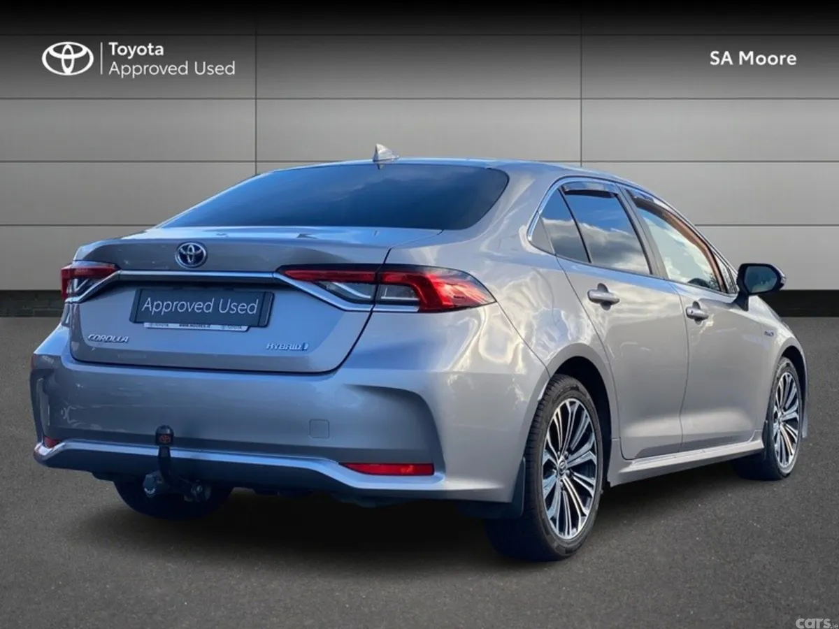 Toyota Corolla Saloon, Petrol Hybrid, 2021, Grey
