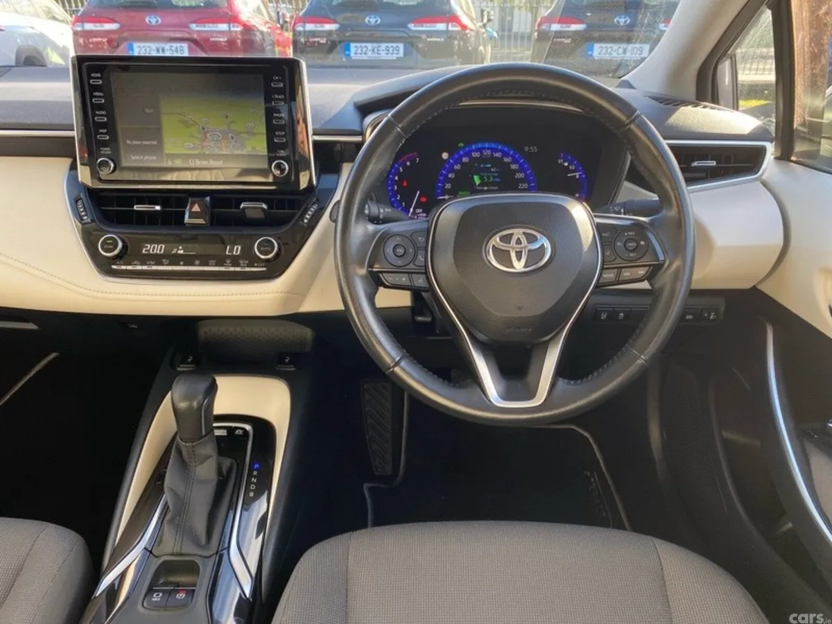 Toyota Corolla Saloon, Petrol Hybrid, 2021, Grey