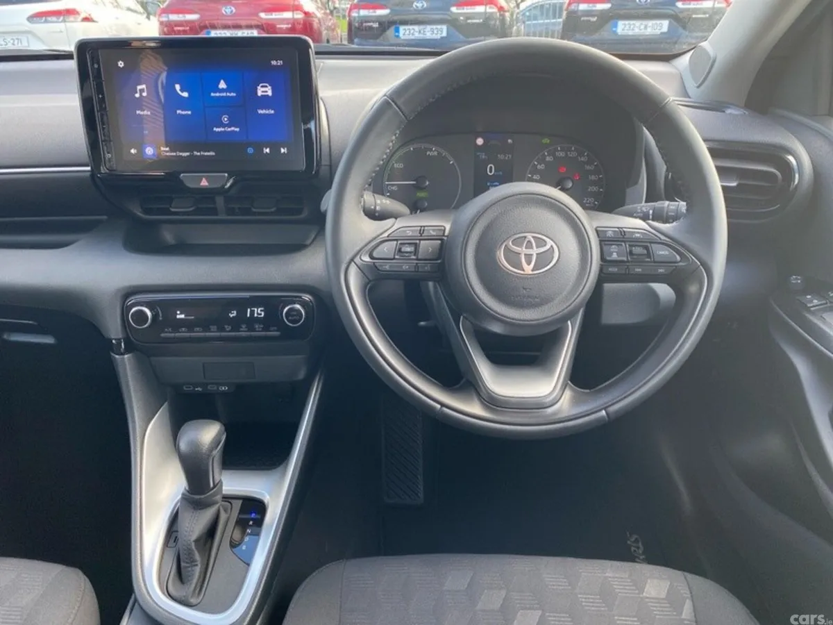 Toyota Yaris Hatchback, Petrol Hybrid, 2024, Grey