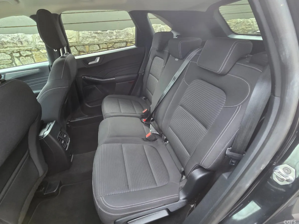 Ford Kuga MPV, Petrol Plug-in Hybrid, 2023, Black