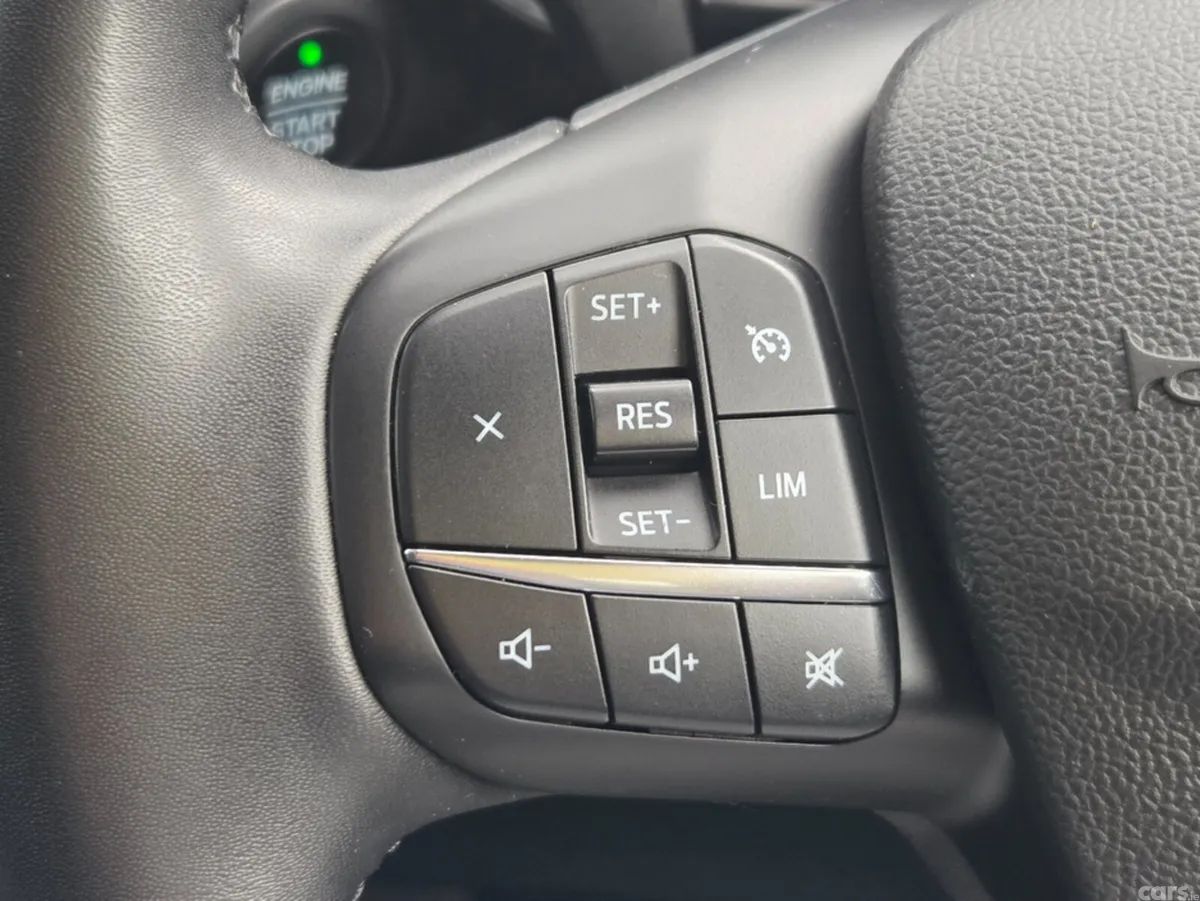 Ford Kuga MPV, Petrol Plug-in Hybrid, 2023, Black