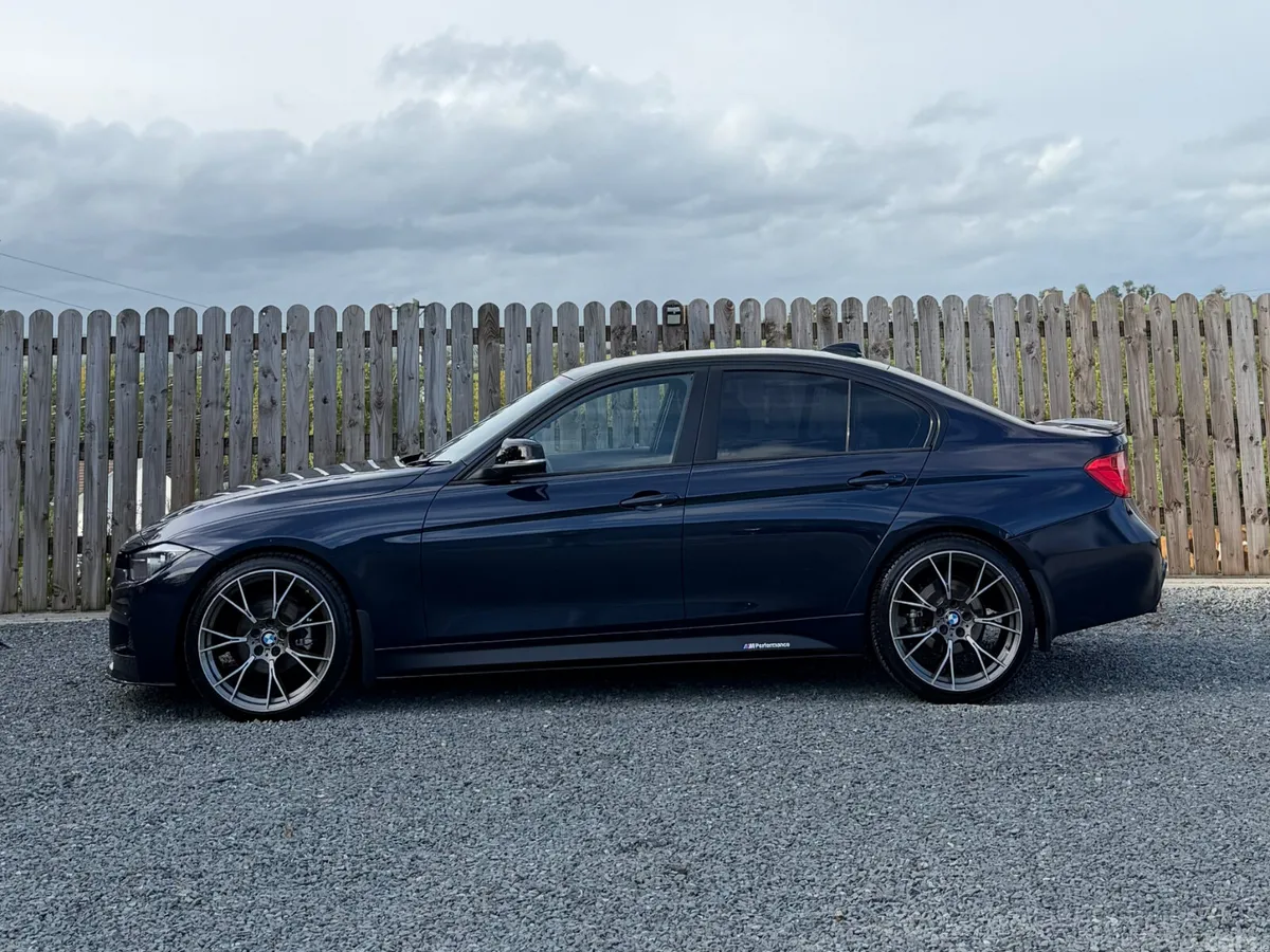 BMW 3-Series Saloon, Diesel, 2015, Blue