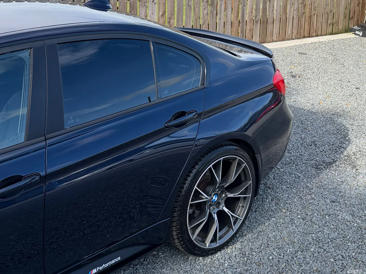 BMW 3-Series Saloon, Diesel, 2015, Blue
