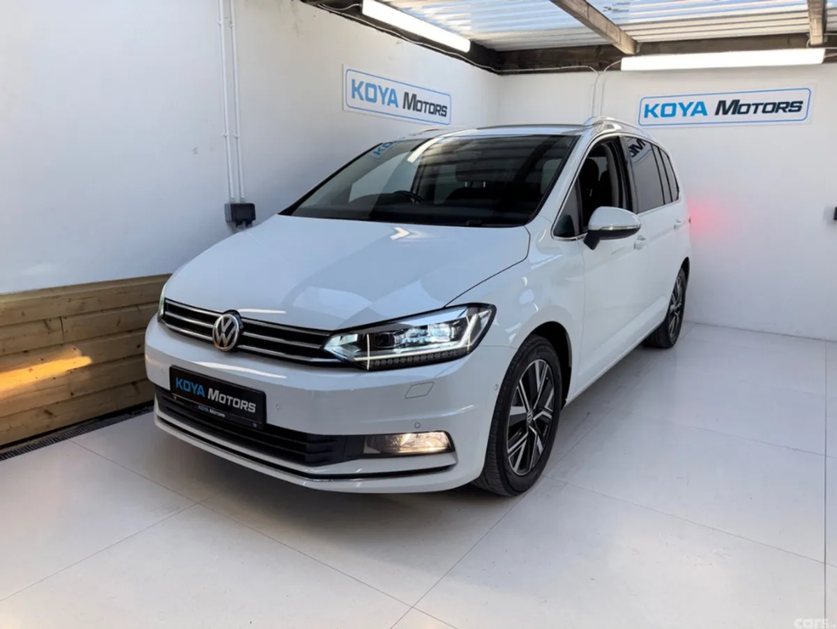 Volkswagen Touran MPV, Diesel, 2020, White