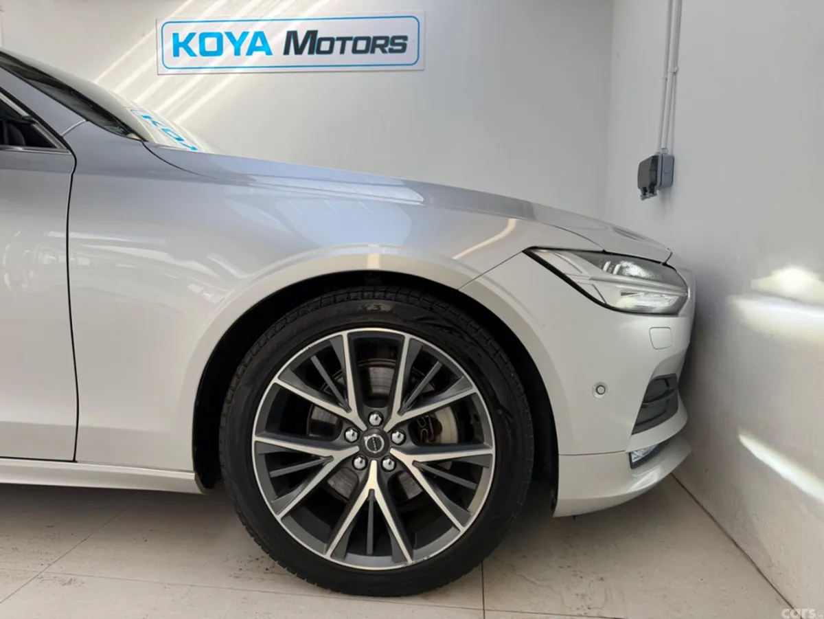 Volvo V90 Estate, Diesel, 2019, Silver