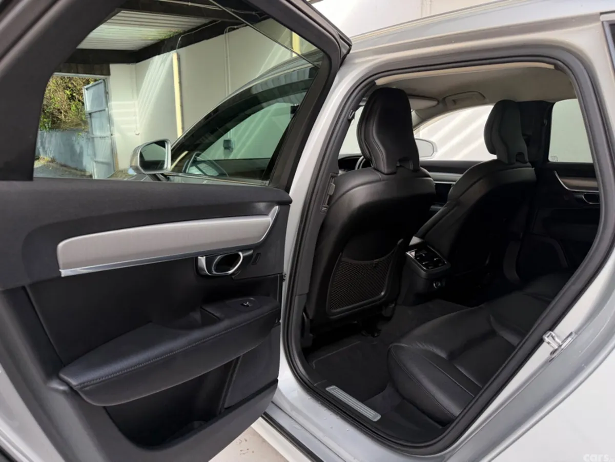 Volvo V90 Estate, Diesel, 2019, Silver