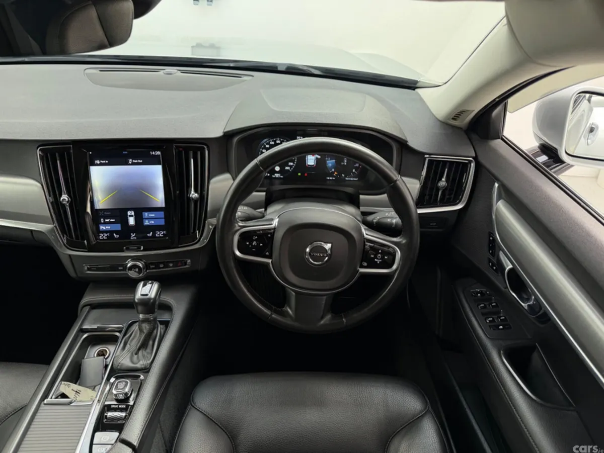 Volvo V90 Estate, Diesel, 2019, Silver