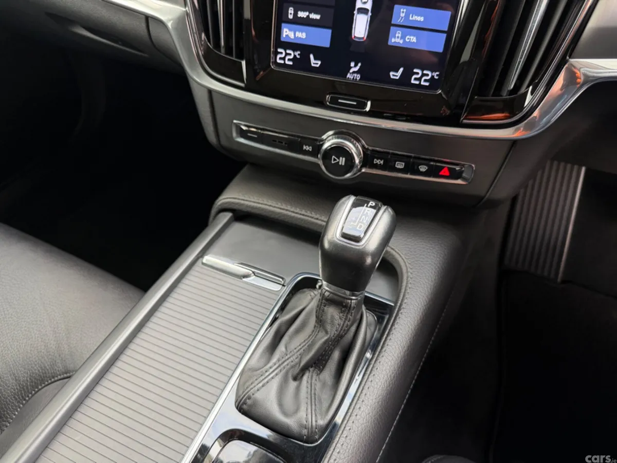 Volvo V90 Estate, Diesel, 2019, Silver