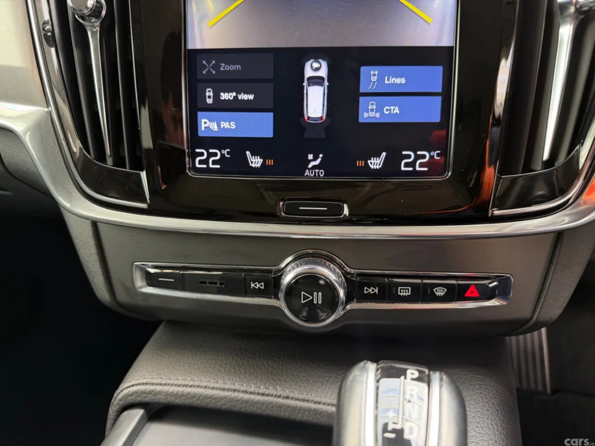 Volvo V90 Estate, Diesel, 2019, Silver