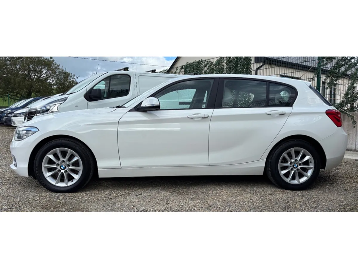 BMW 1-Series Hatchback, Diesel, 2017, White