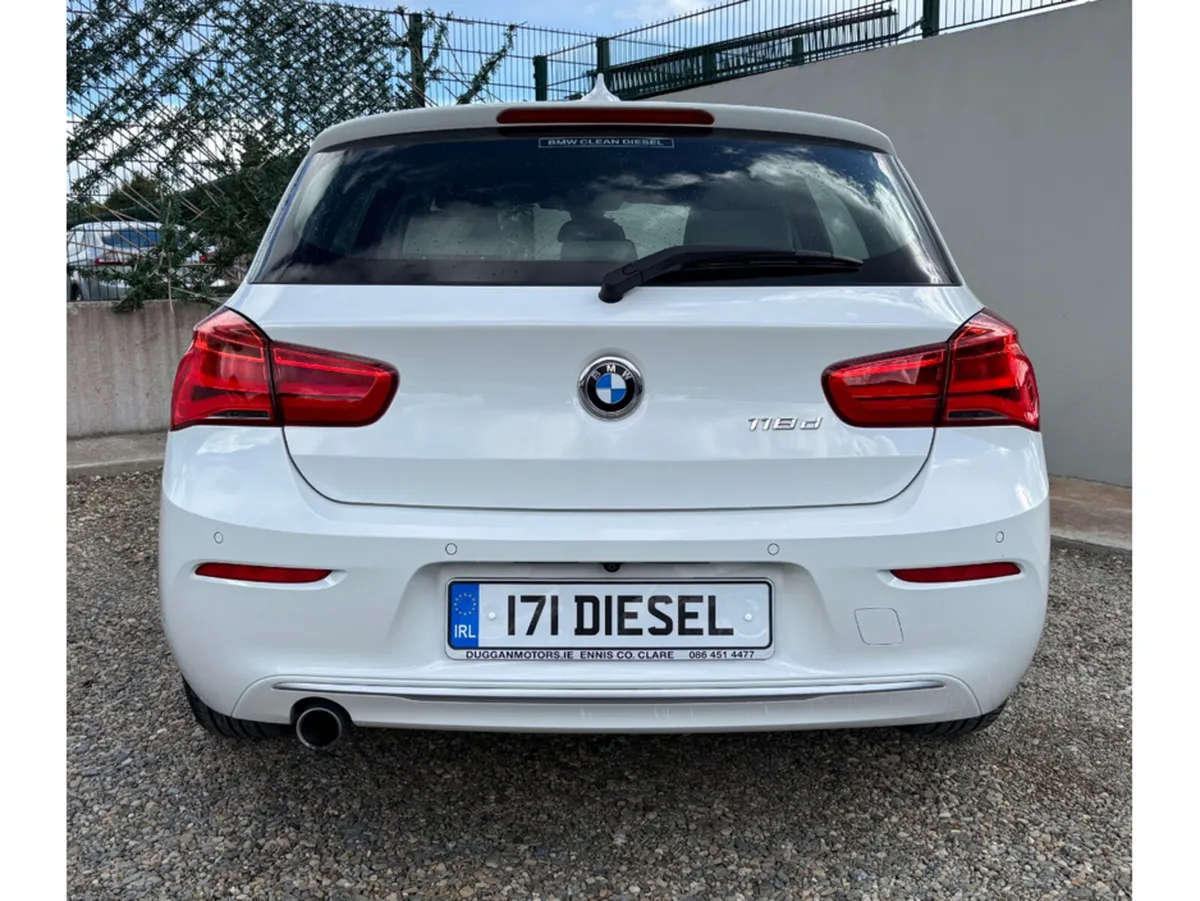 BMW 1-Series Hatchback, Diesel, 2017, White