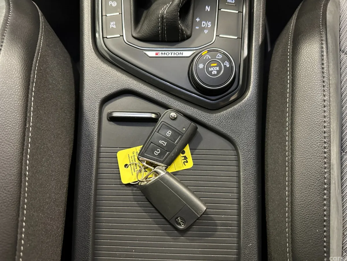 Volkswagen Tiguan SUV, Diesel, 2019, White