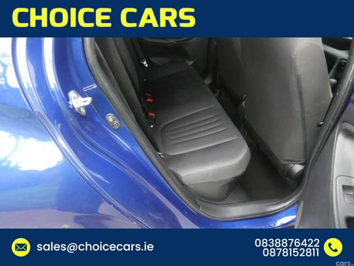 Toyota Yaris Hatchback, Petrol Hybrid, 2022, Blue