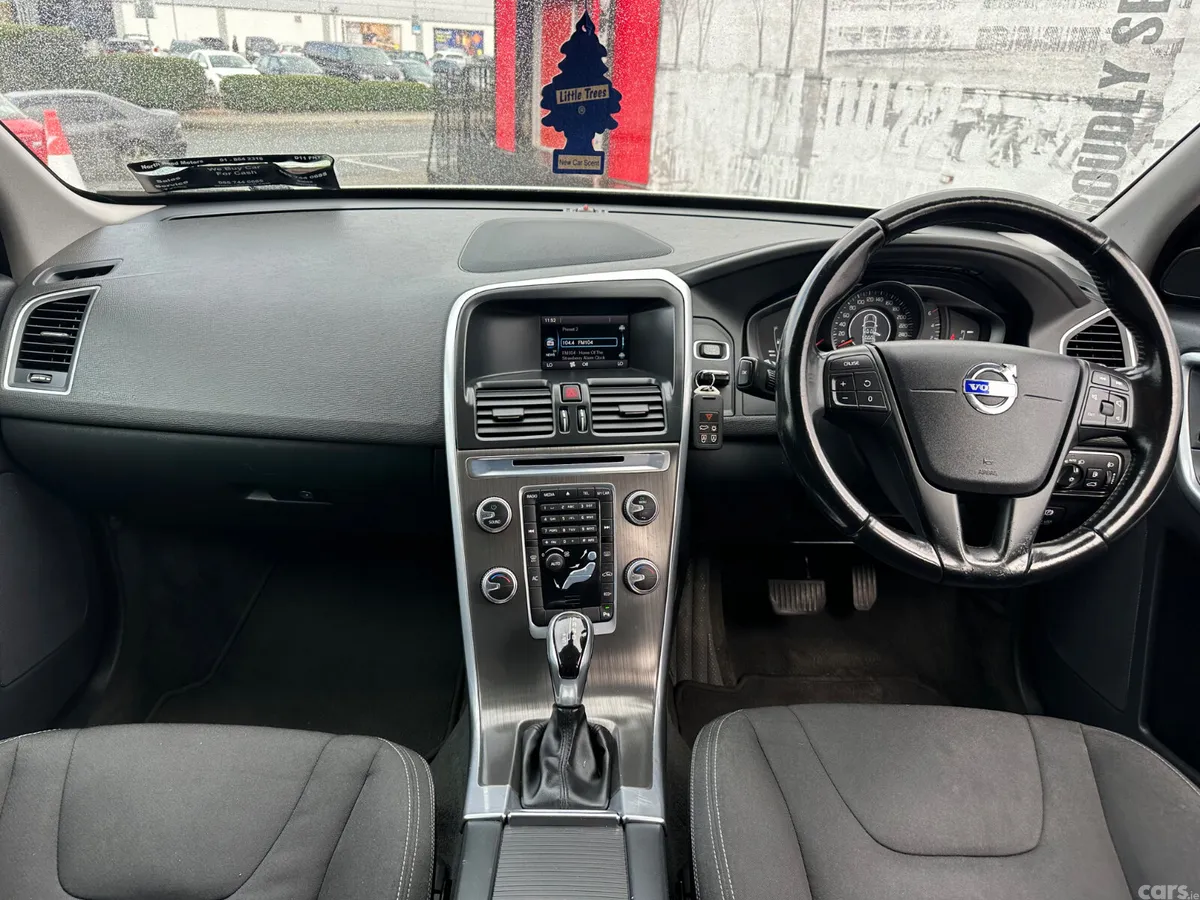 Volvo XC60 SUV, Diesel, 2014, White