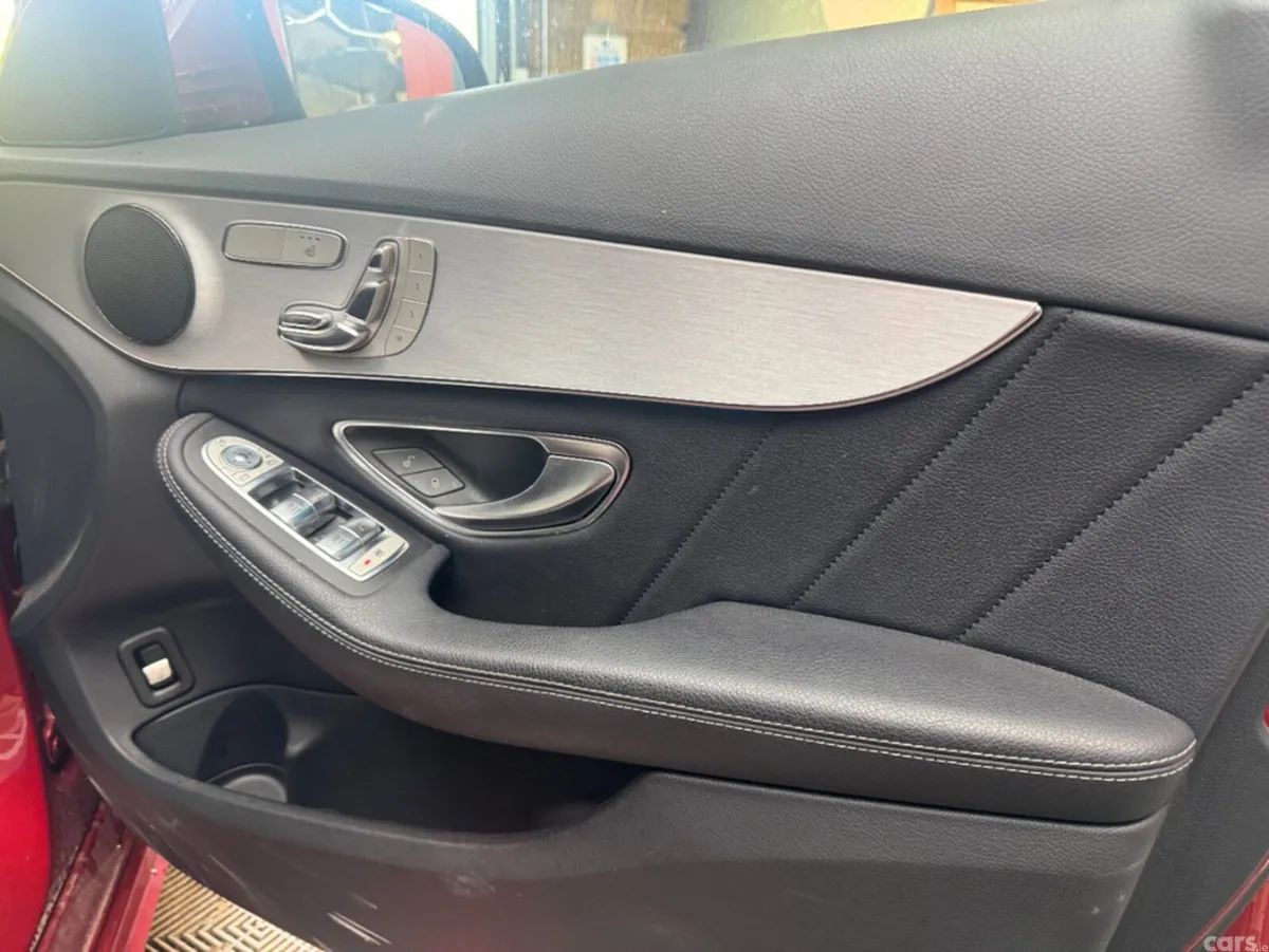 Mercedes-Benz C-Class Saloon, Petrol, 2018, Red