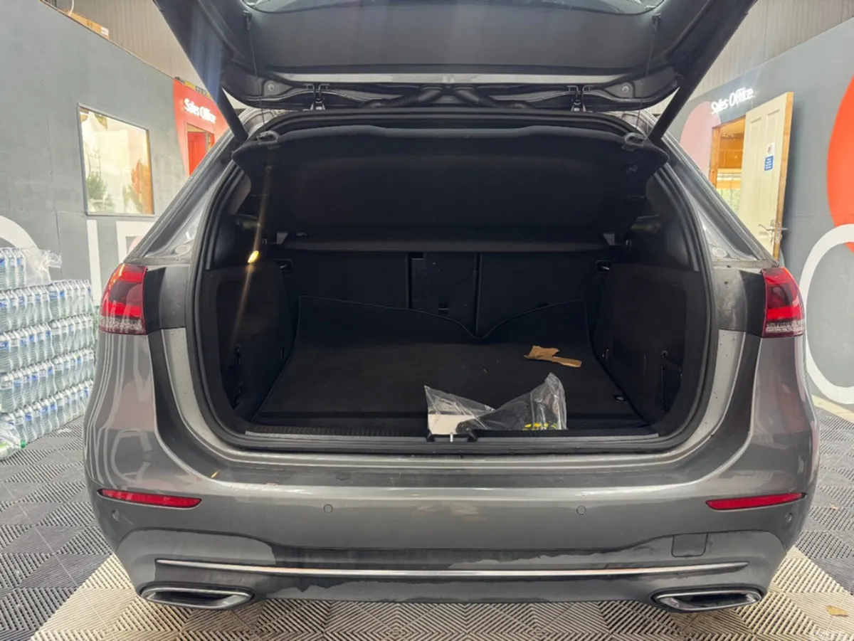 Mercedes-Benz B-Class Hatchback, Petrol, 2019, Grey