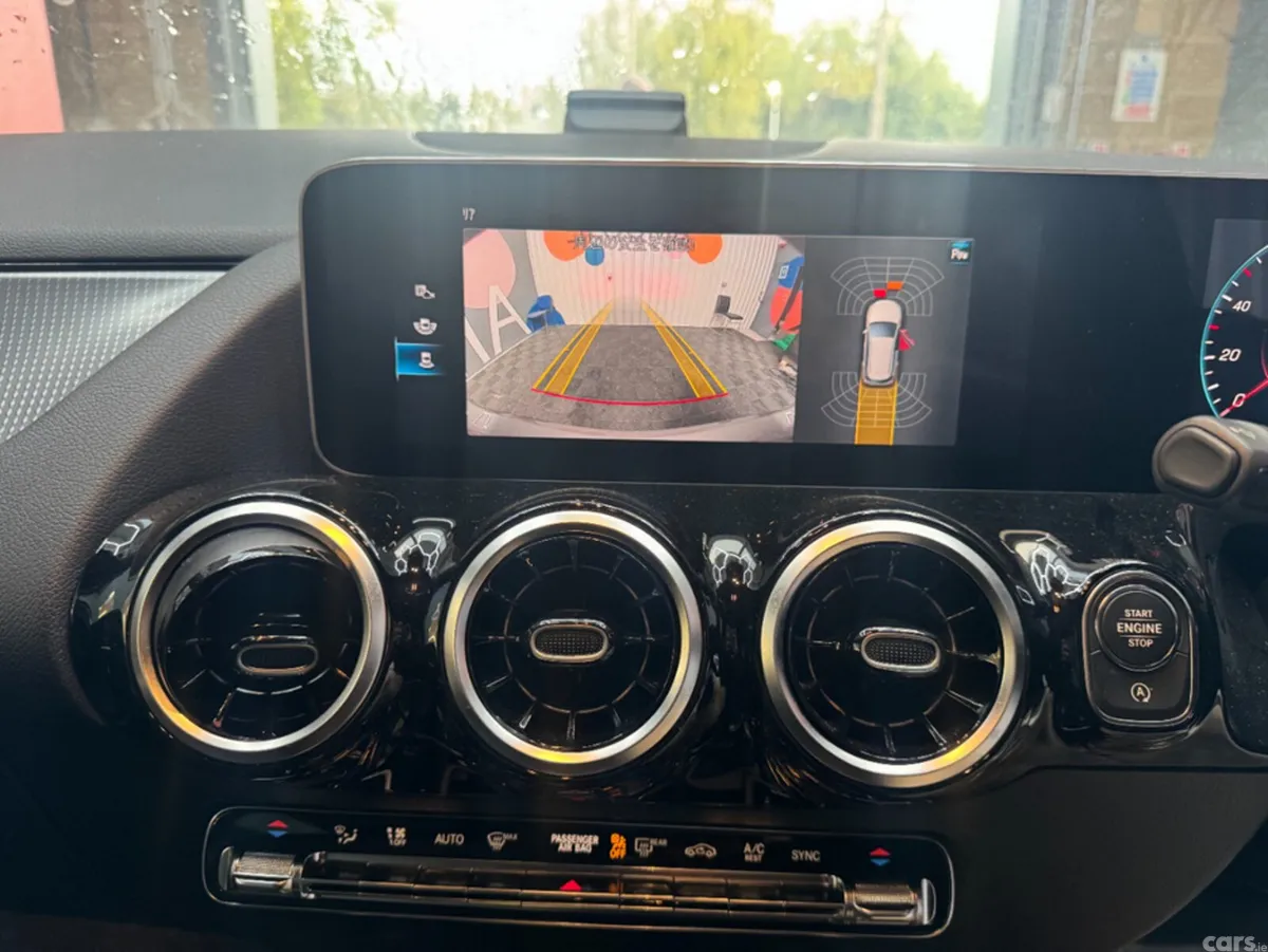 Mercedes-Benz B-Class Hatchback, Petrol, 2019, Grey