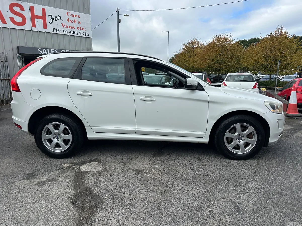 Volvo XC60 SUV, Diesel, 2014, White