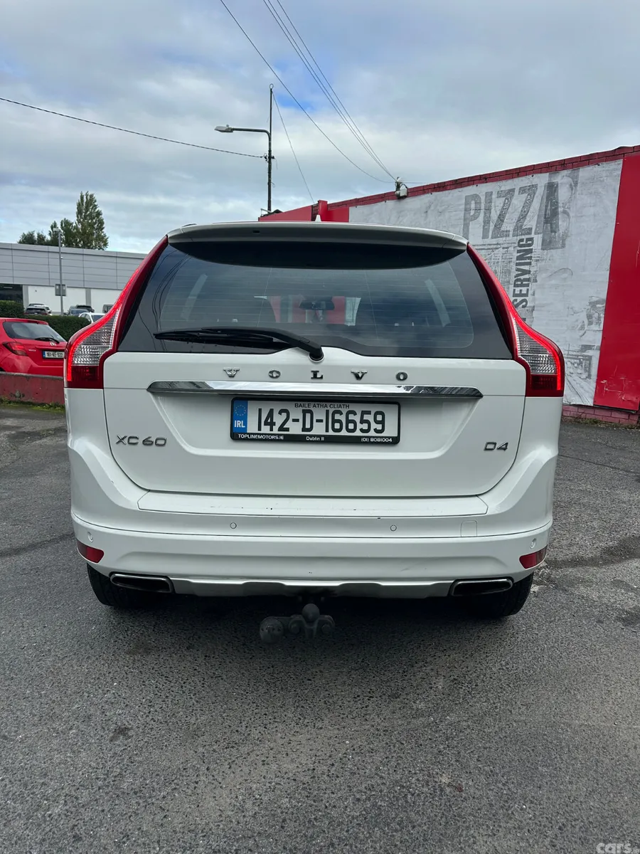 Volvo XC60 SUV, Diesel, 2014, White