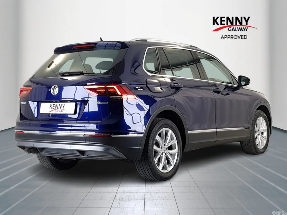 Volkswagen Tiguan Estate, Diesel, 2019, Blue